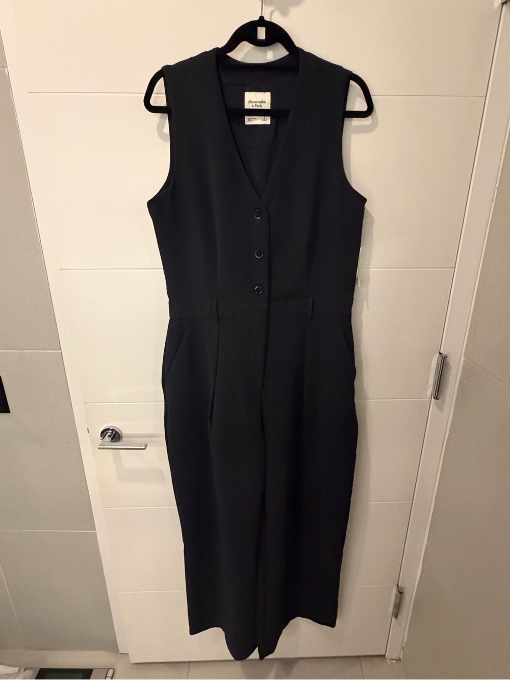 Abercrombie & Fitch Black Sleeveless V-Neck Jumpsuit